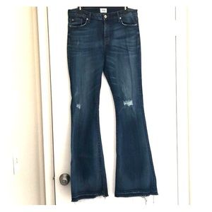 Size 32 Hudson Mia jeans